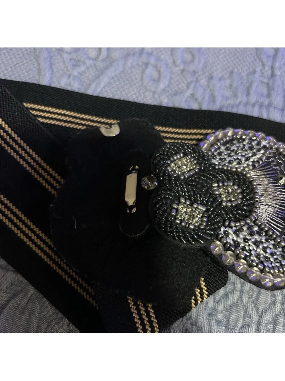 LOFT Wide Elastic Waist Belt Black Beige Striped Sequin Bling Buckle M/L